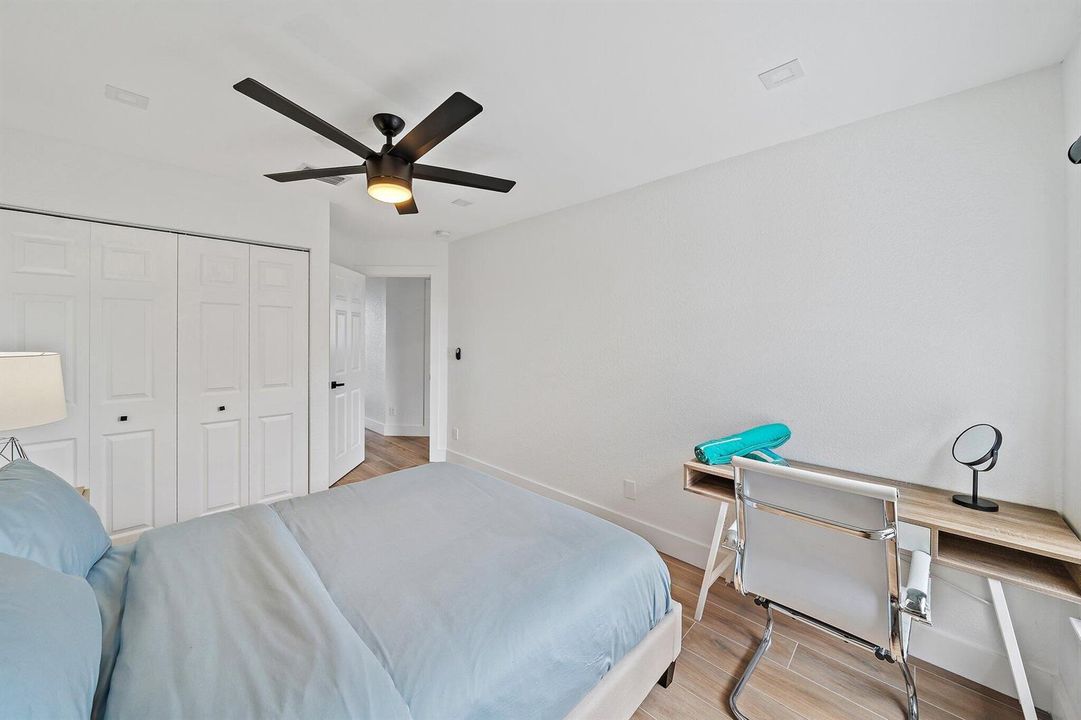 016-1878LyntonCir-FL-SMALL