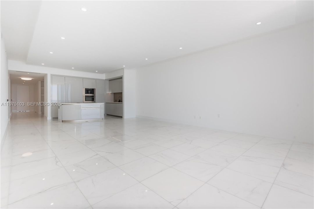 En Venta: $5,000,000 (3 camas, 5 baños, 2468 Pies cuadrados)