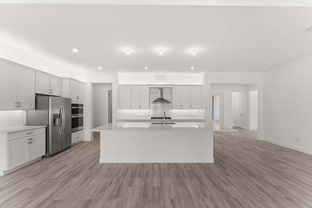 US_SEF_MONACO_LOT 299_KITCHEN 2