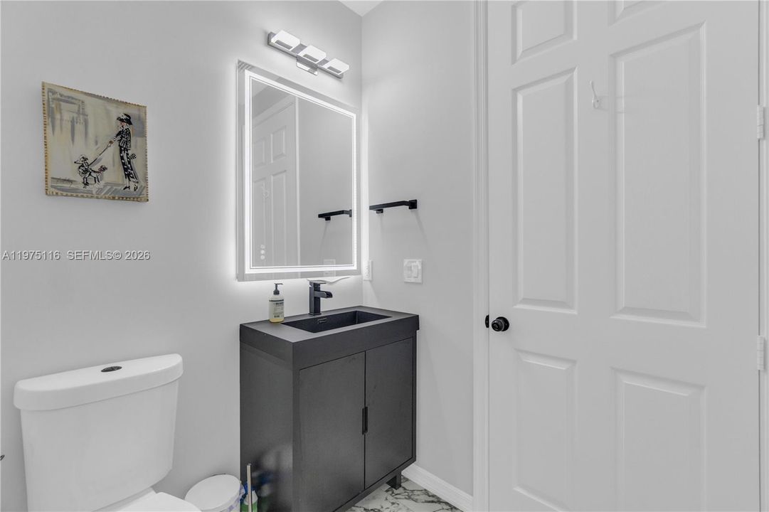 2nd bathroom