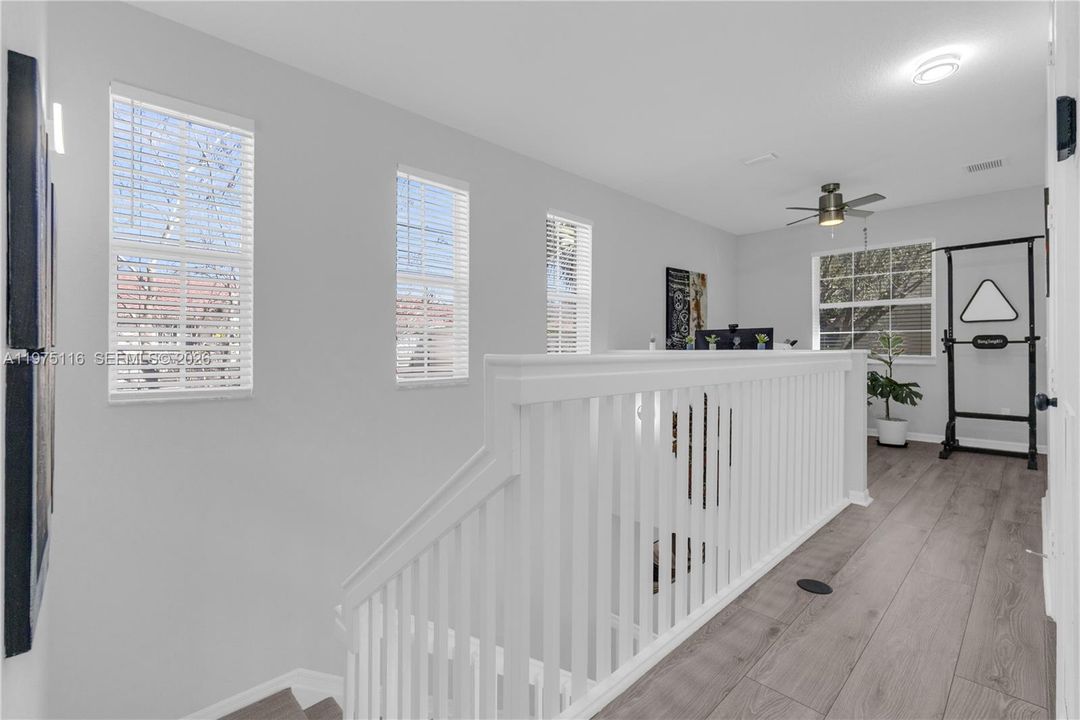 Active With Contract: $595,000 (3 beds, 2 baths, 1814 Square Feet)
