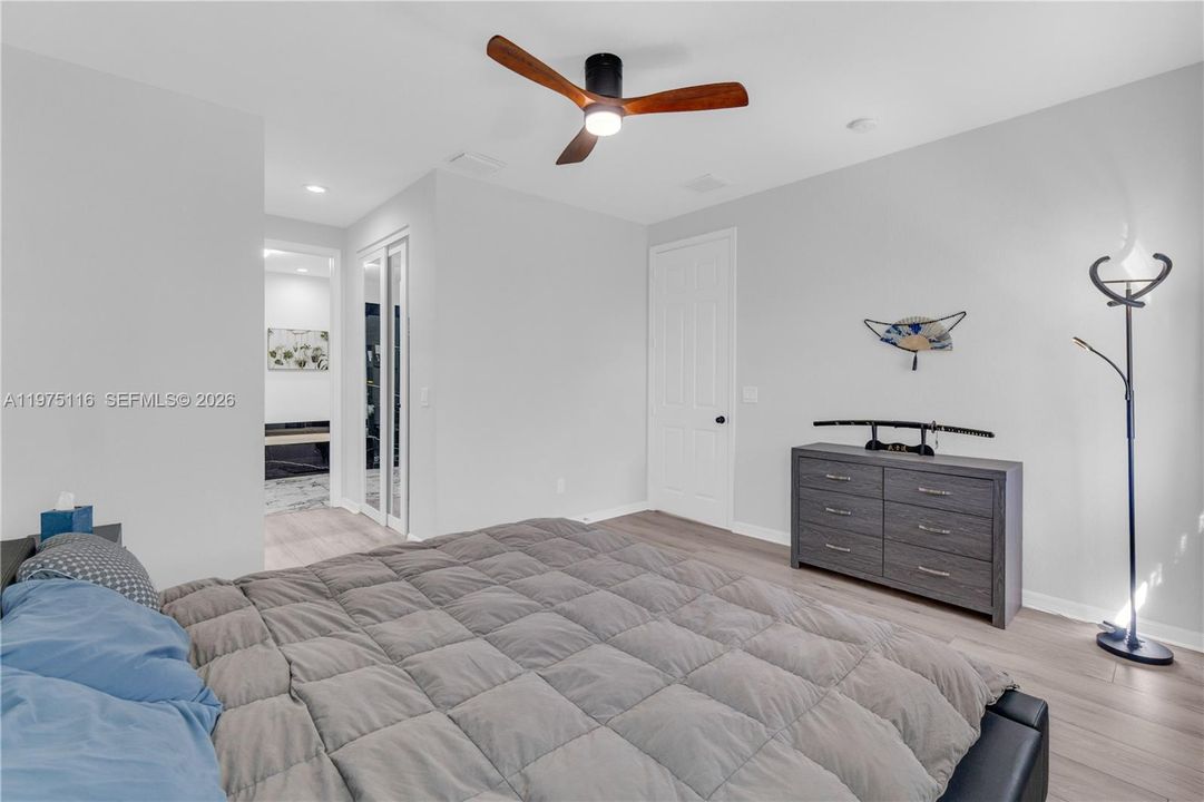 Active With Contract: $595,000 (3 beds, 2 baths, 1814 Square Feet)