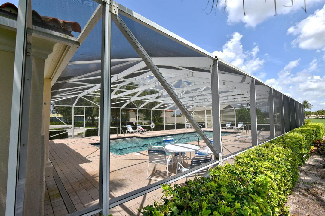 6 Gym pool