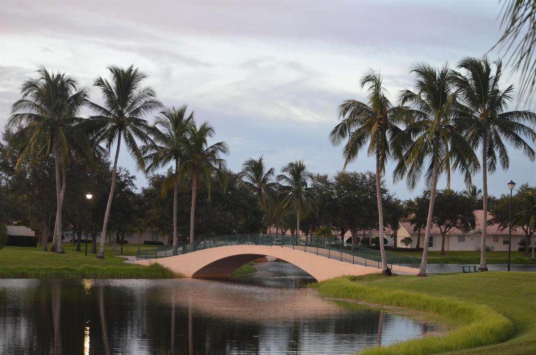 25 Connecting Bridges