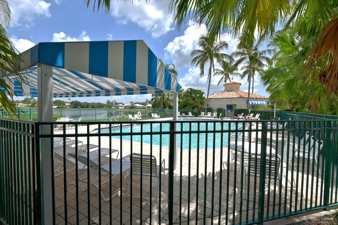 5 Community Pool