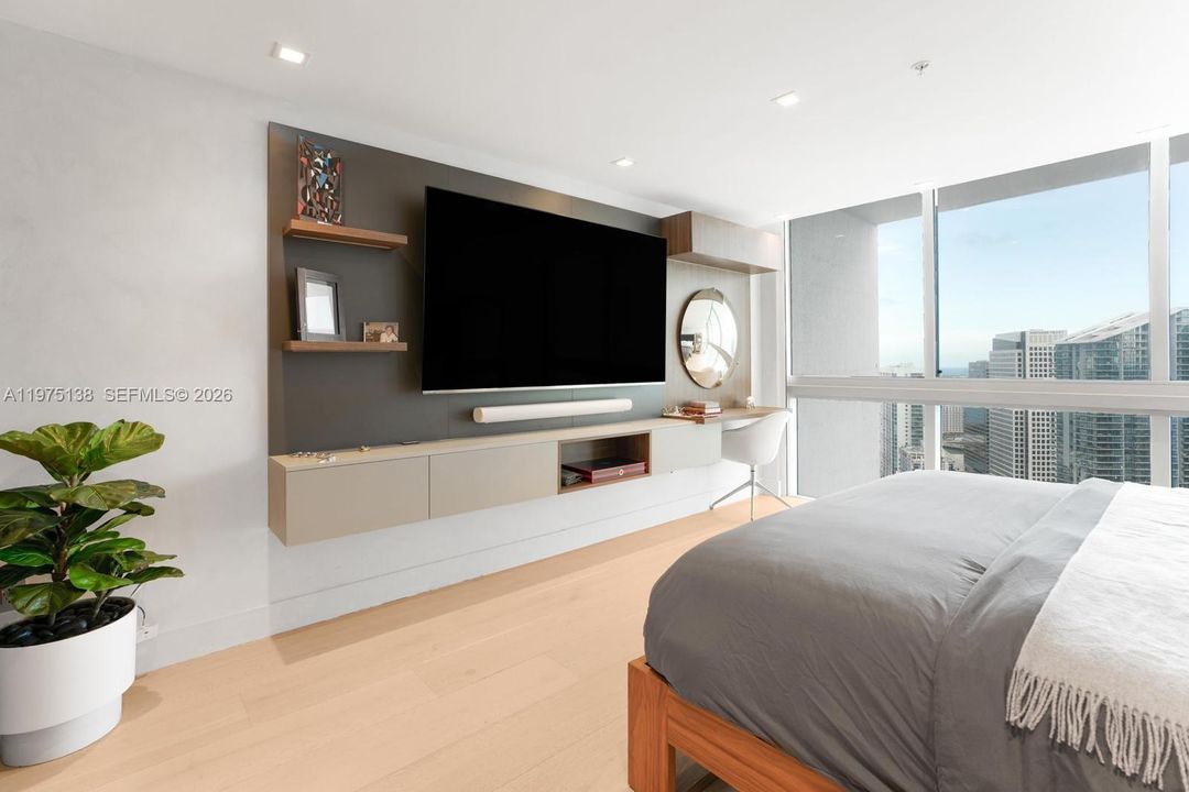 На продажу: $1,750,000 (2 спален, 2 ванн, 1801 Квадратных фут)