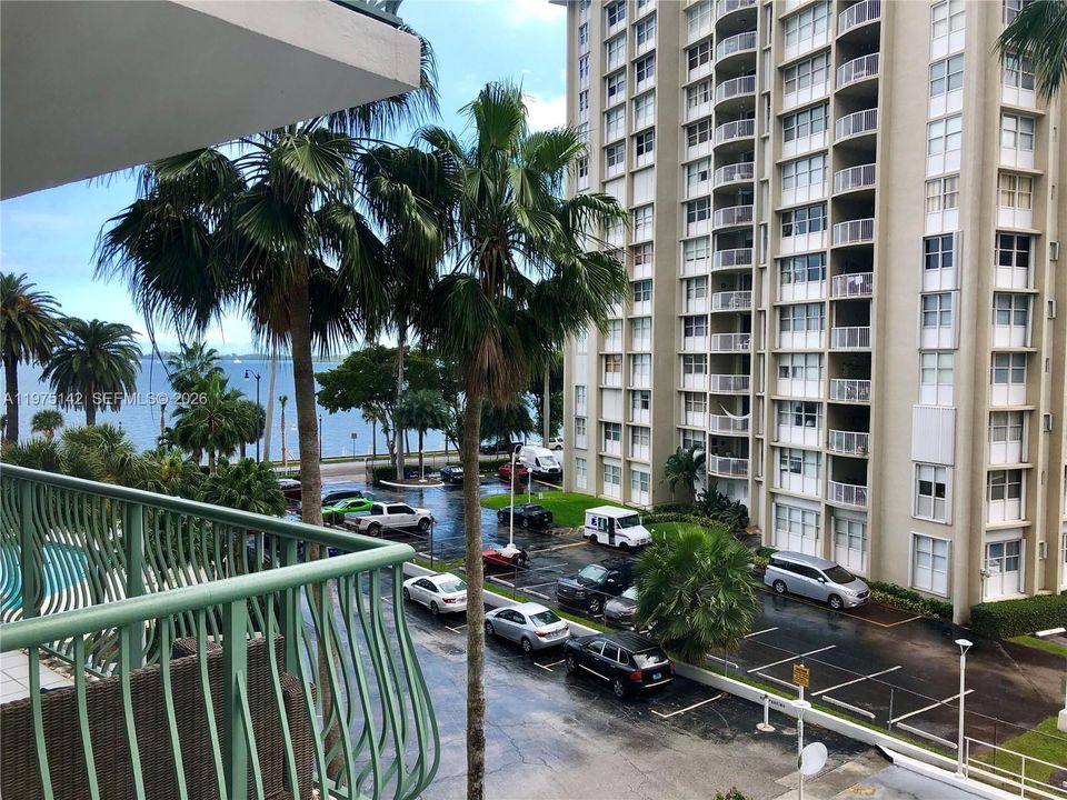 En Venta: $382,888 (1 camas, 1 baños, 787 Pies cuadrados)