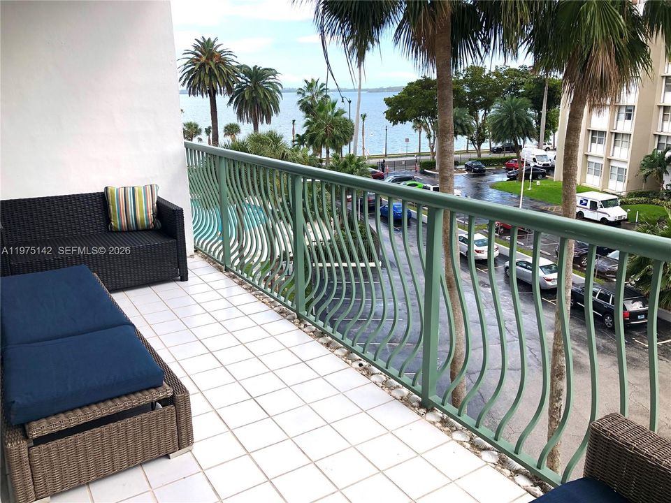 En Venta: $382,888 (1 camas, 1 baños, 787 Pies cuadrados)