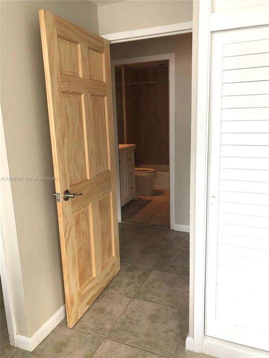 En Venta: $382,888 (1 camas, 1 baños, 787 Pies cuadrados)