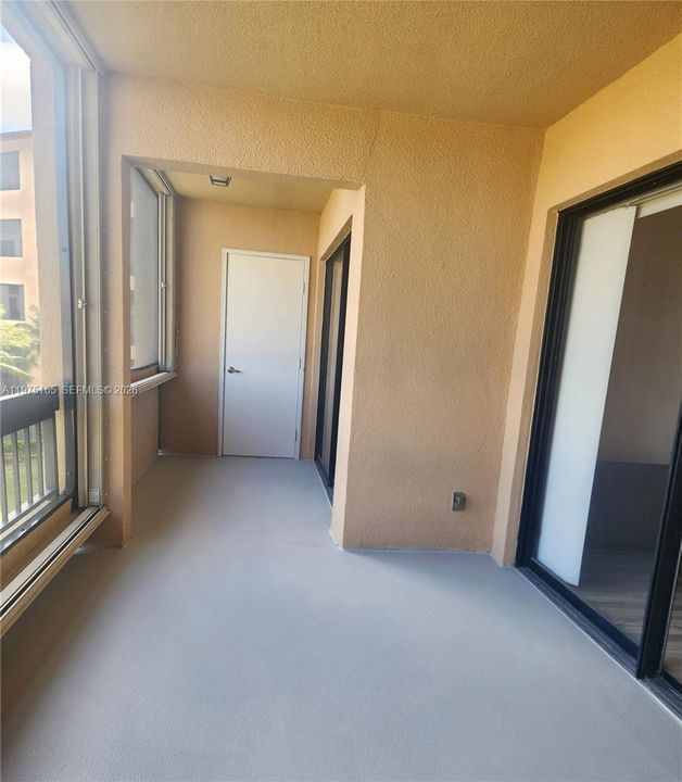 En Venta: $340,000 (2 camas, 2 baños, 1374 Pies cuadrados)