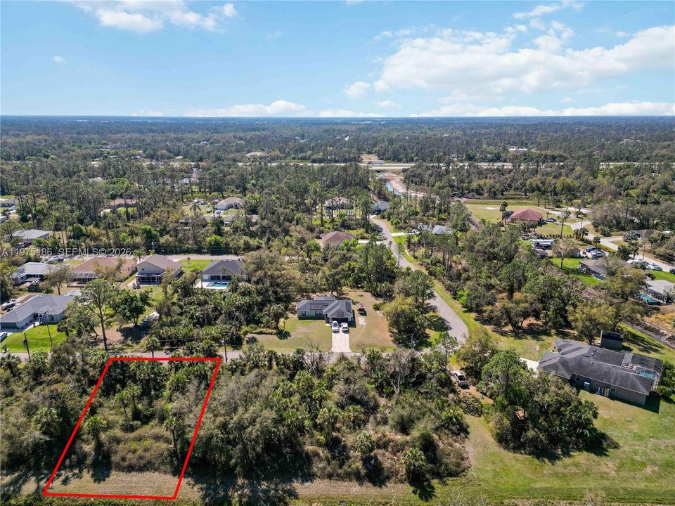 En Venta: $13,000 (0.23 acres)