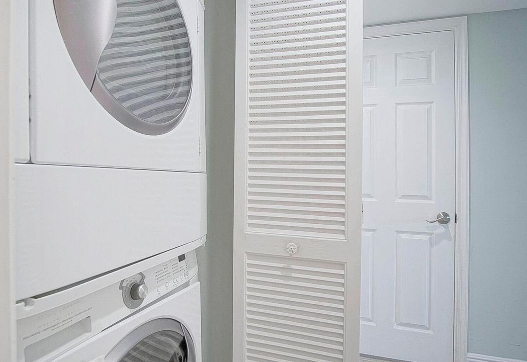 WASHER DRYER