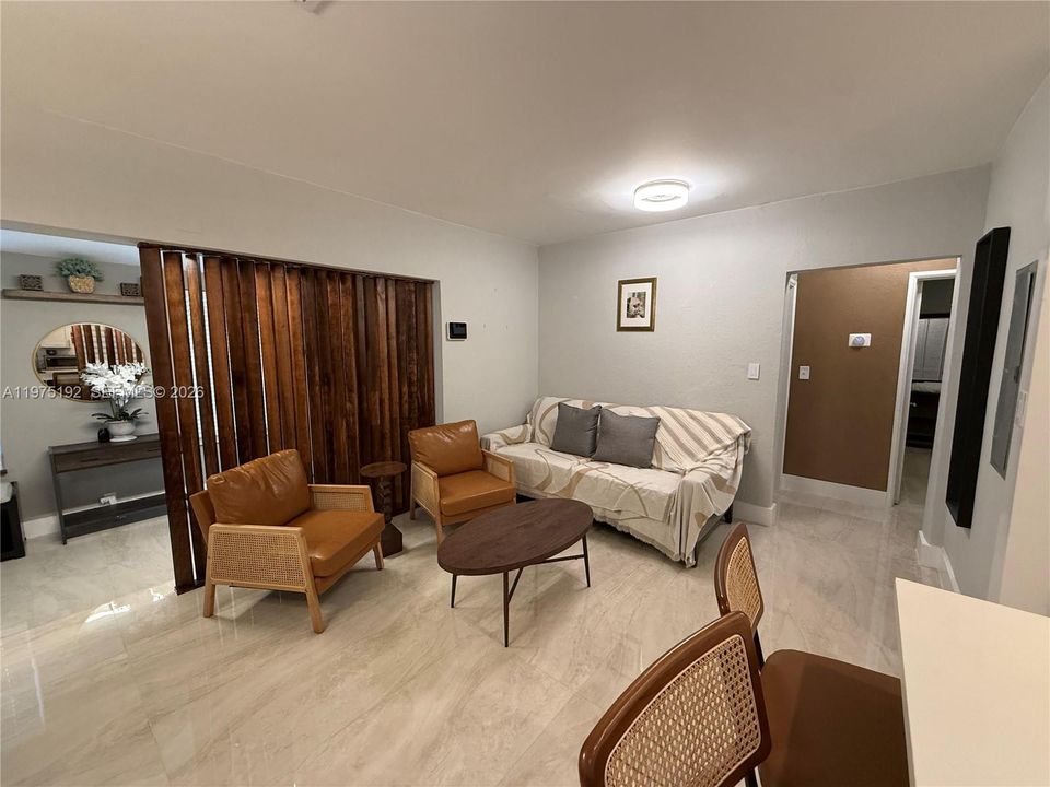 Недавно арендовано: $3,900 (3 спален, 2 ванн, 1536 Квадратных фут)