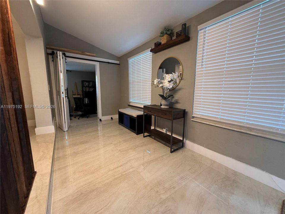 Недавно арендовано: $3,900 (3 спален, 2 ванн, 1536 Квадратных фут)