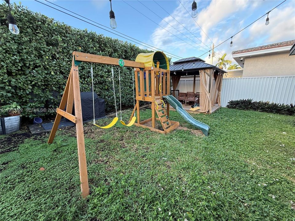 Недавно арендовано: $3,900 (3 спален, 2 ванн, 1536 Квадратных фут)