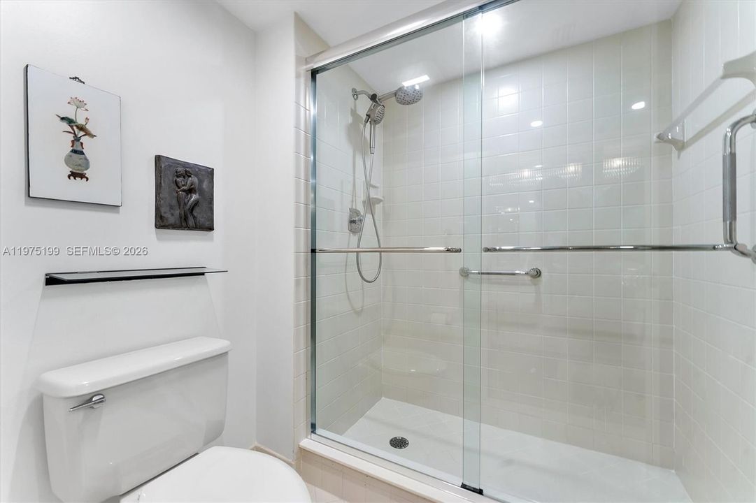 На продажу: $899,000 (2 спален, 2 ванн, 1452 Квадратных фут)