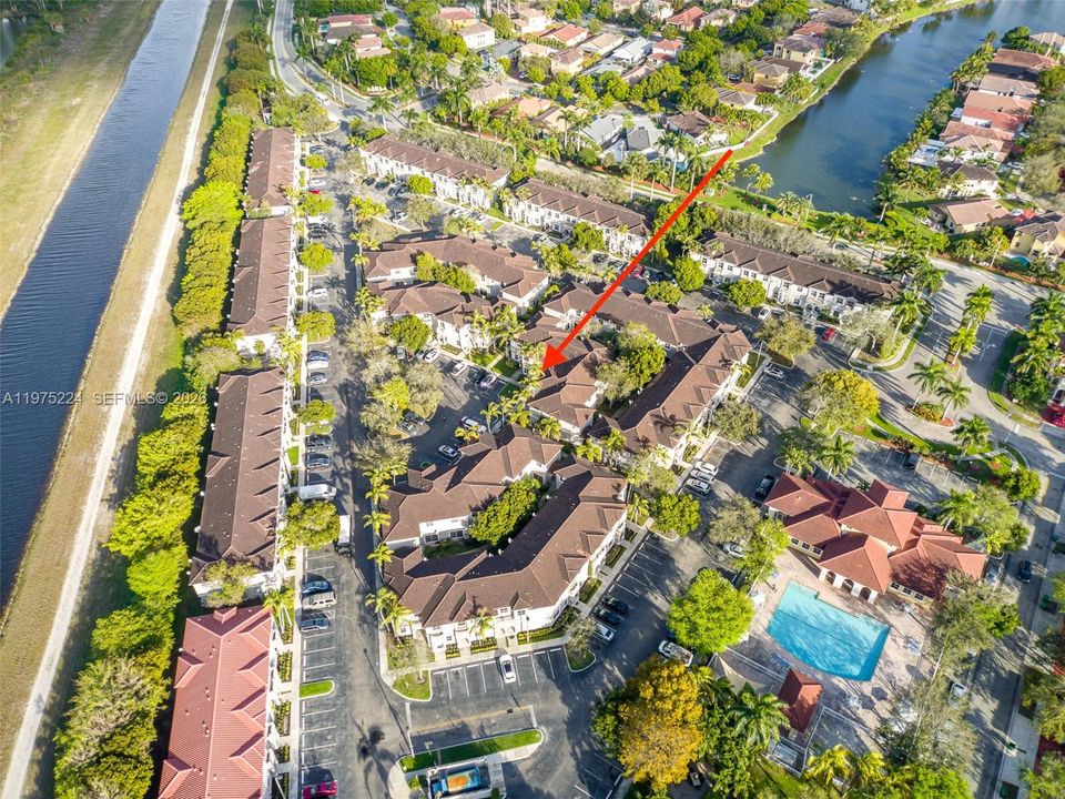 На продажу: $334,900 (3 спален, 2 ванн, 1505 Квадратных фут)
