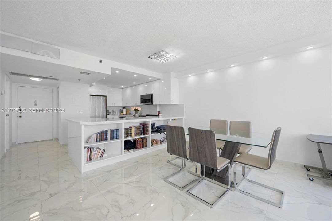 На продажу: $619,000 (1 спален, 1 ванн, 820 Квадратных фут)