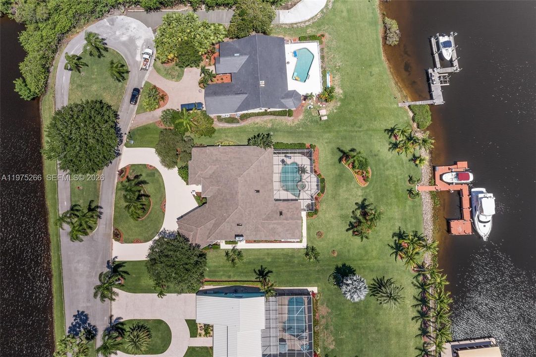 En Venta: $2,149,000 (3 camas, 2 baños, 3337 Pies cuadrados)