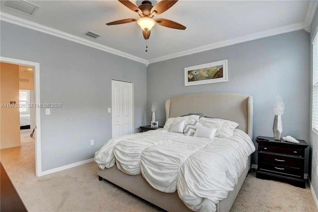 For Sale: $450,000 (3 beds, 2 baths, 1420 Square Feet)