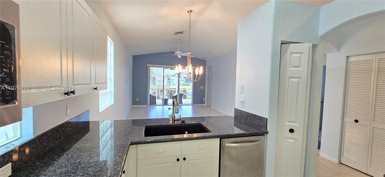 For Sale: $419,000 (3 beds, 2 baths, 1627 Square Feet)