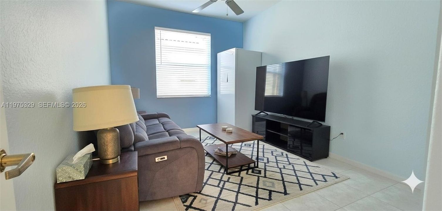 For Sale: $419,000 (3 beds, 2 baths, 1627 Square Feet)