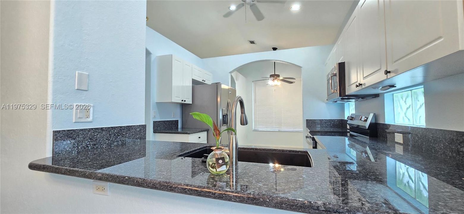 For Sale: $419,000 (3 beds, 2 baths, 1627 Square Feet)