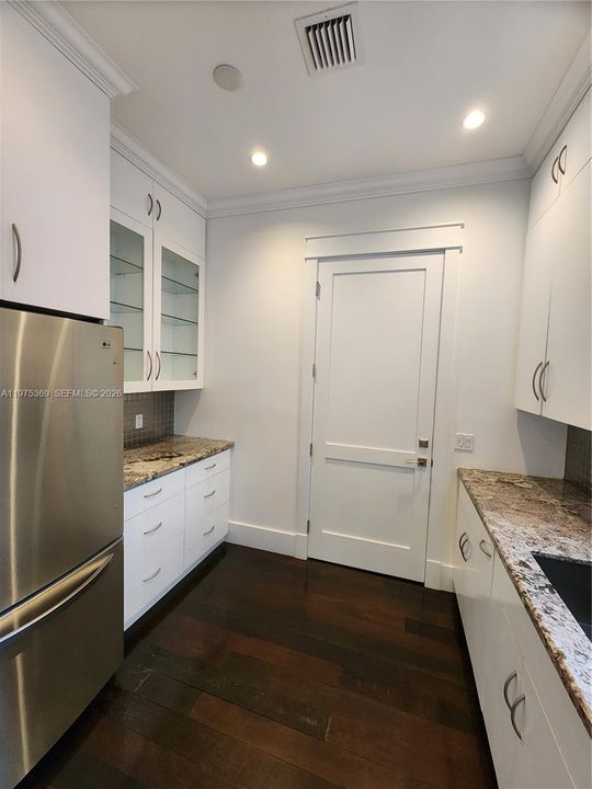 Guest House Prepare Space/ Refrigerator