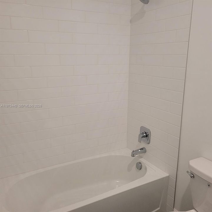 В аренду: $4,400 (4 спален, 3 ванн, 2373 Квадратных фут)