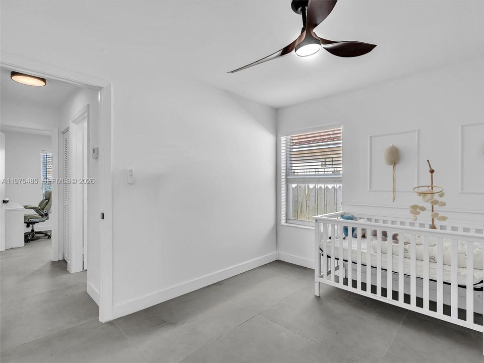 Recently Rented: $5,500 (3 beds, 2 baths, 1852 Square Feet)