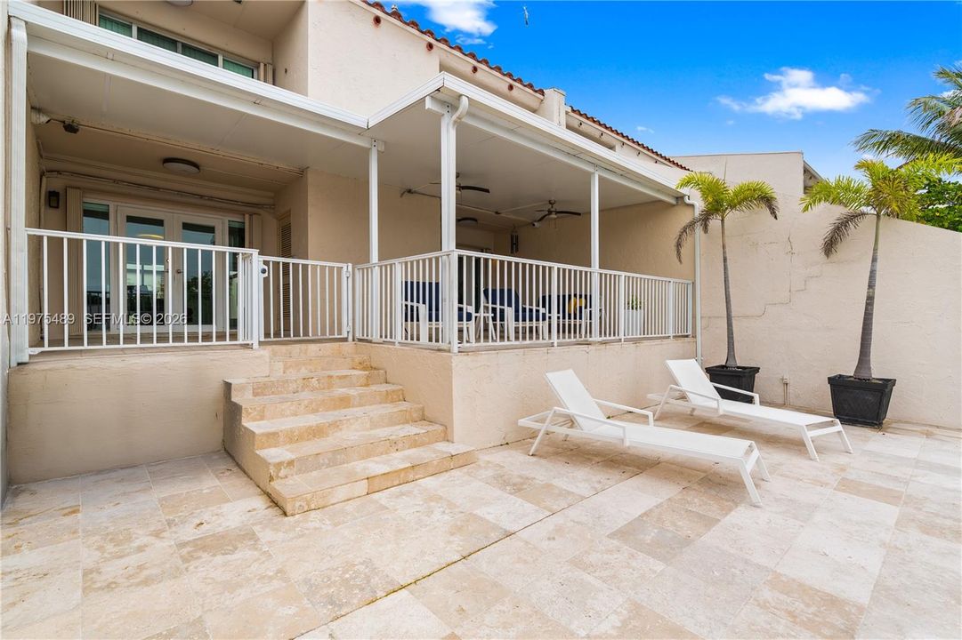 For Sale: $749,000 (3 beds, 2 baths, 1746 Square Feet)