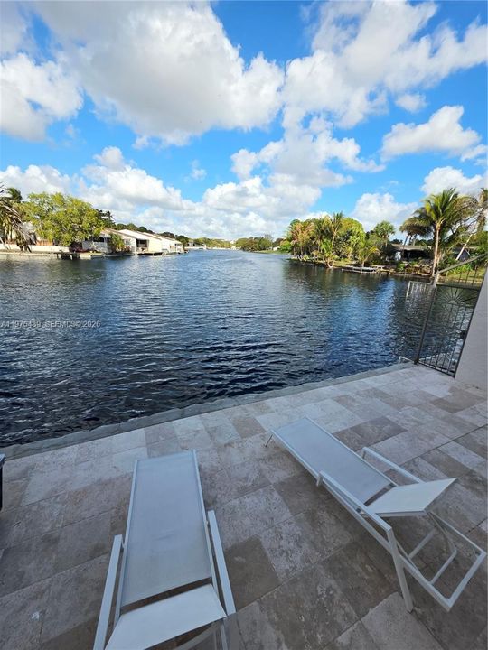 For Sale: $749,000 (3 beds, 2 baths, 1746 Square Feet)