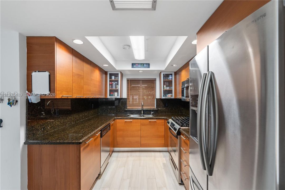 For Sale: $749,000 (3 beds, 2 baths, 1746 Square Feet)