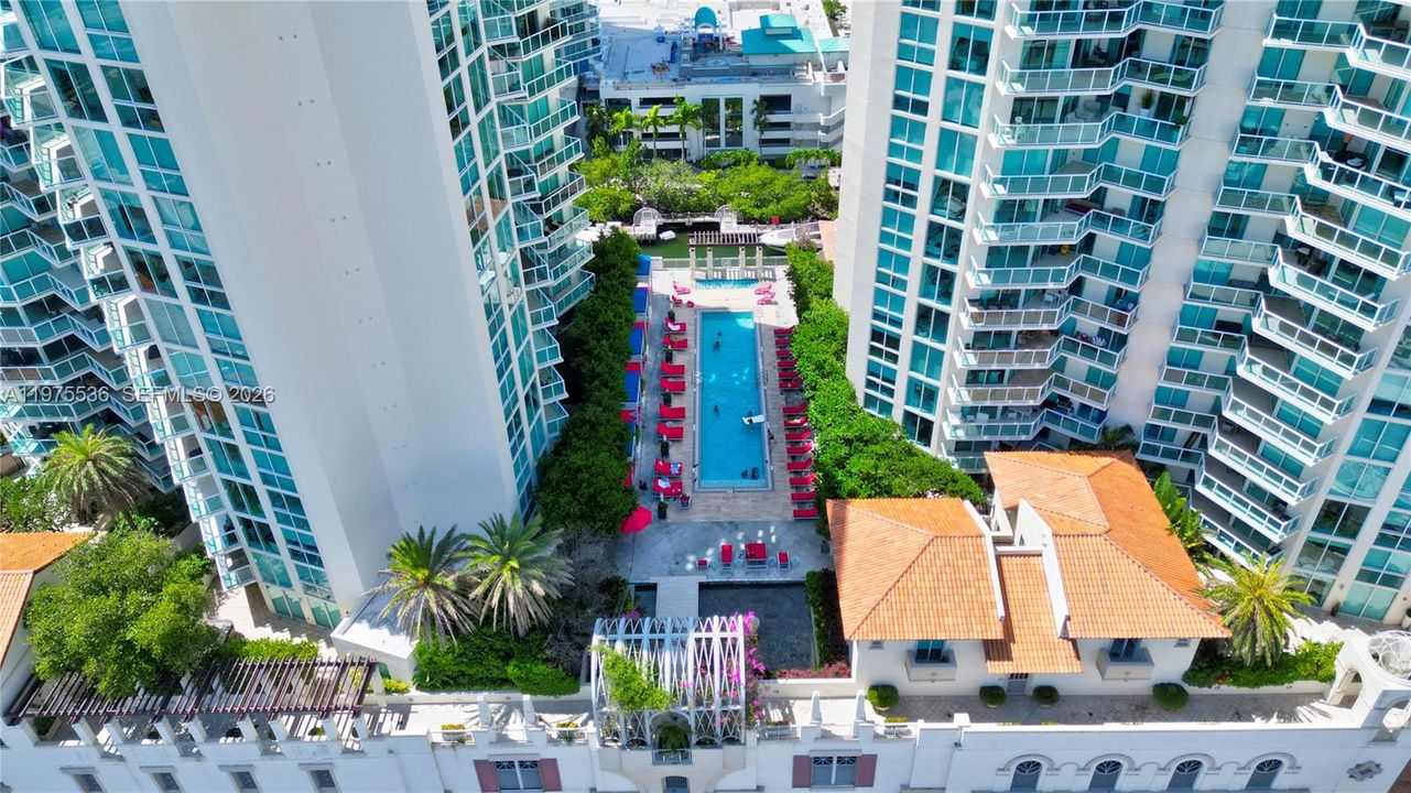 For Sale: $844,000 (3 beds, 2 baths, 1447 Square Feet)