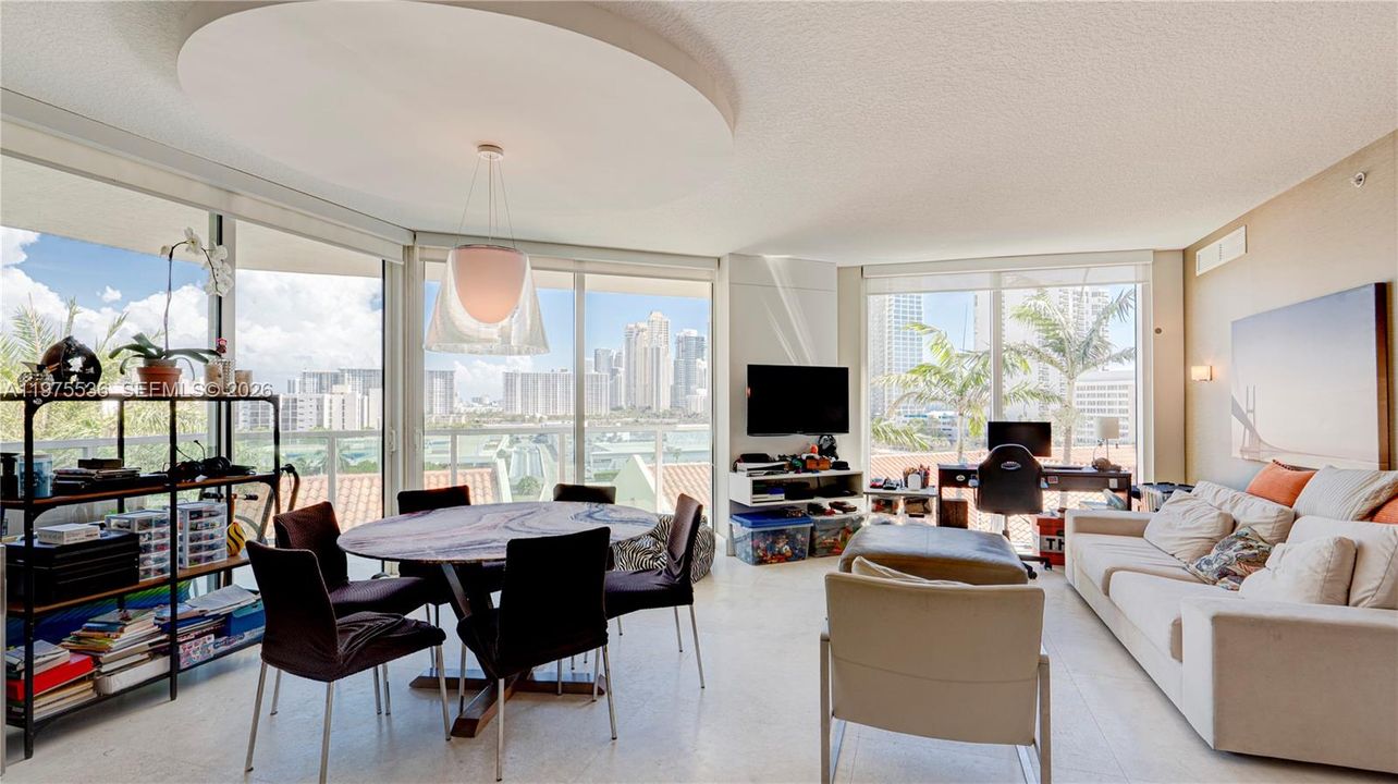 For Sale: $844,000 (3 beds, 2 baths, 1447 Square Feet)