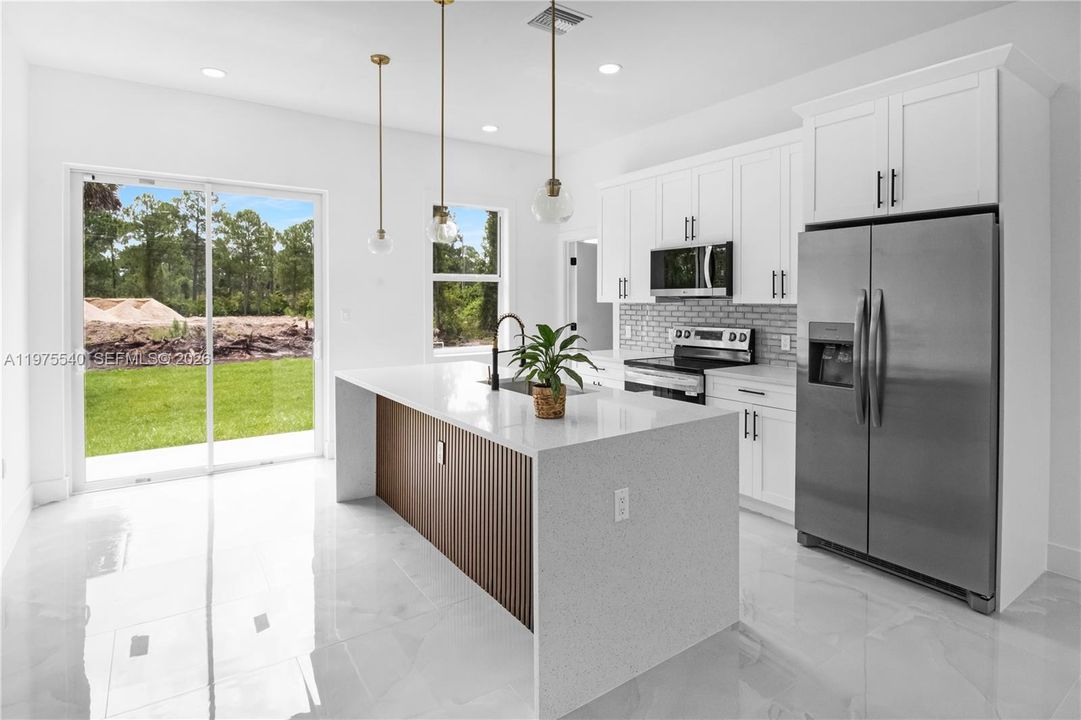 Activo con contrato: $269,900 (3 camas, 3 baños, 0 Pies cuadrados)