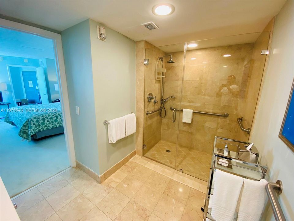 На продажу: $125,000 (1 спален, 1 ванн, 470 Квадратных фут)