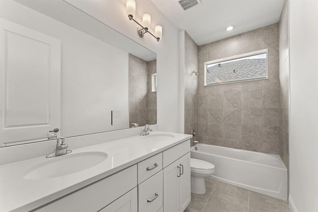 US_SEF_MARIGOLD_LOT 80_BATH 2