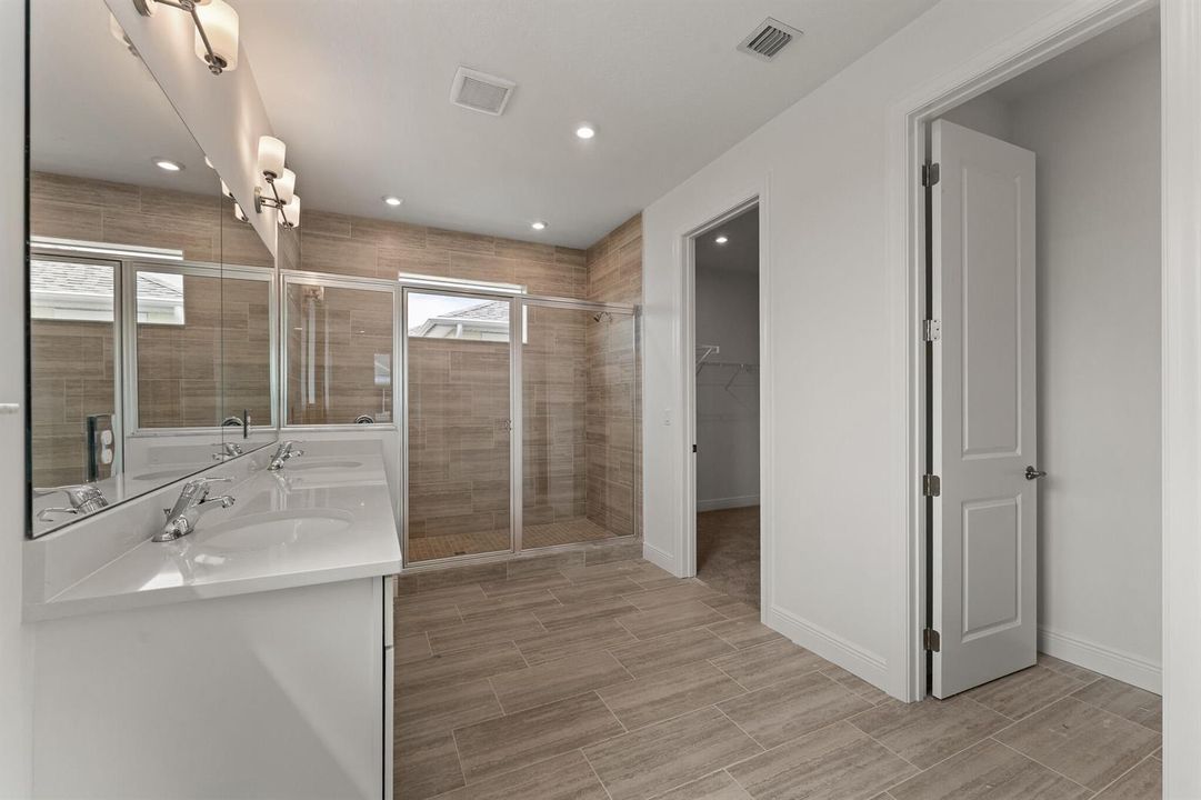 US_SEF_MARIGOLD_LOT 80_OWNERS BATH 2