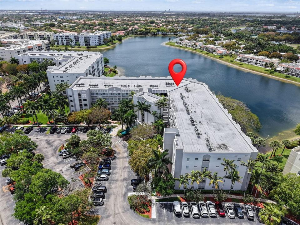 En Venta: $475,000 (2 camas, 2 baños, 1700 Pies cuadrados)