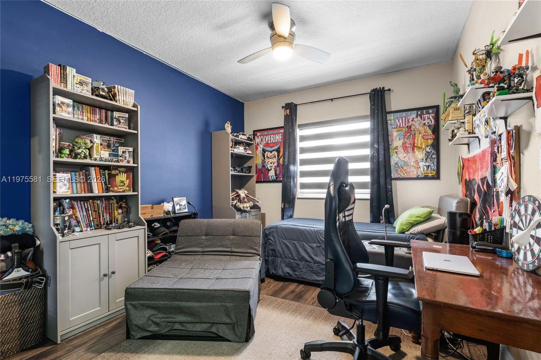 En Venta: $475,000 (2 camas, 2 baños, 1700 Pies cuadrados)