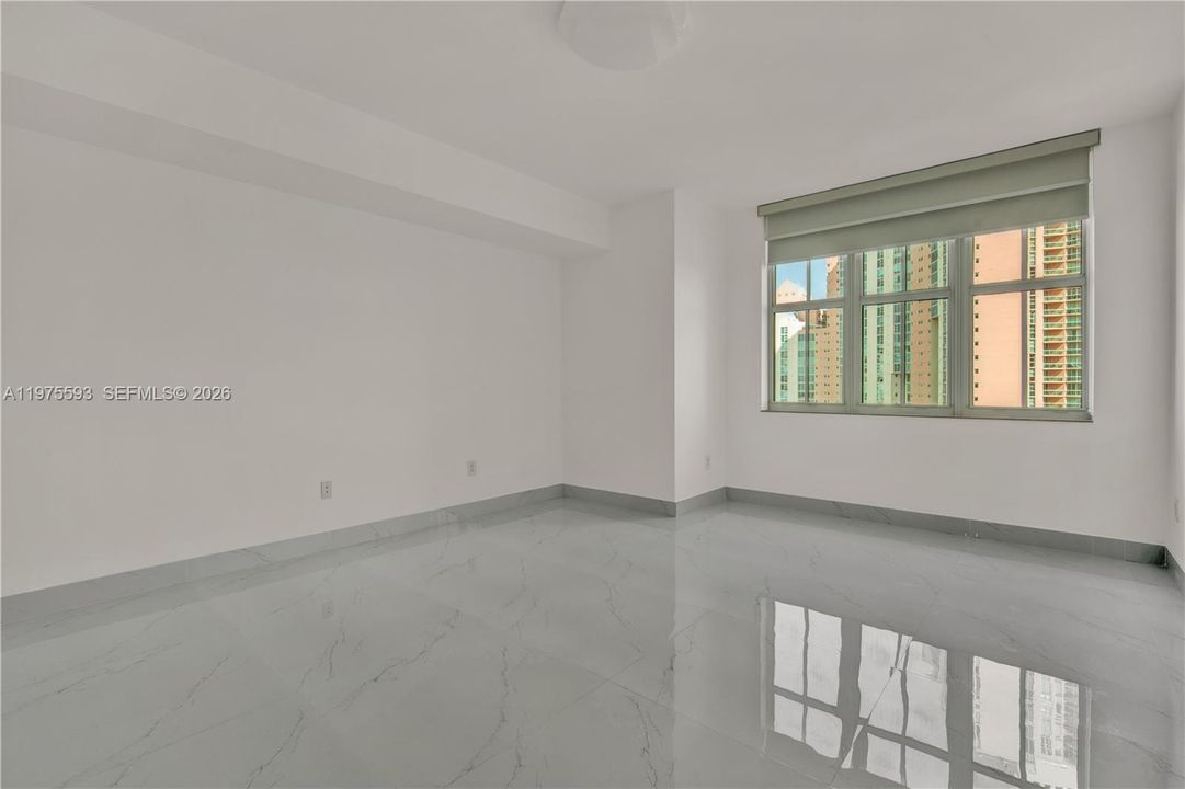 For Sale: $690,000 (3 beds, 3 baths, 1650 Square Feet)