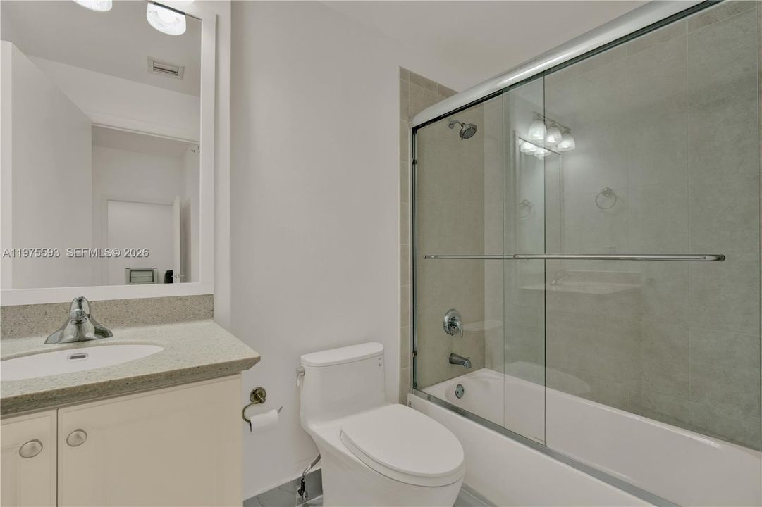For Sale: $690,000 (3 beds, 3 baths, 1650 Square Feet)