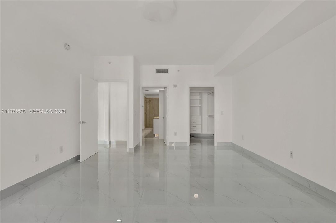 For Sale: $690,000 (3 beds, 3 baths, 1650 Square Feet)