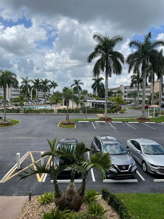 7067adbb-e9c6-46c6-a6f2-5b1e10638b79