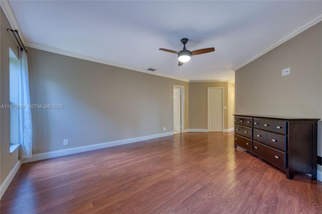 Recently Sold: $589,000 (3 beds, 2 baths, 2207 Square Feet)