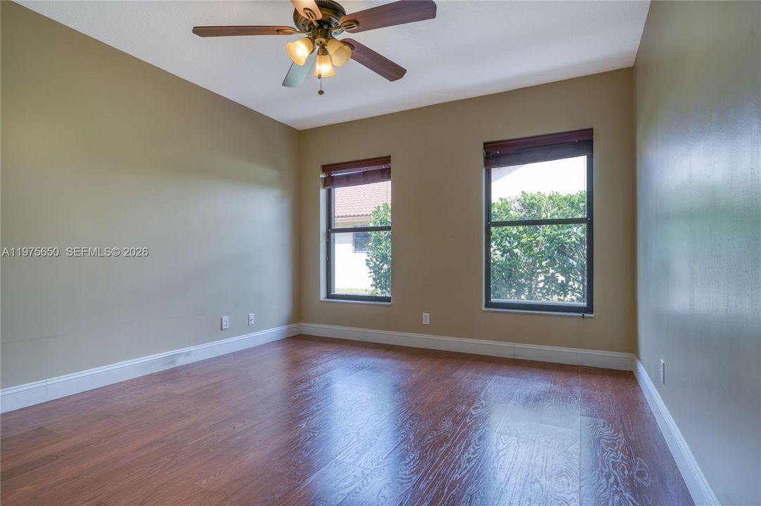 Recently Sold: $589,000 (3 beds, 2 baths, 2207 Square Feet)