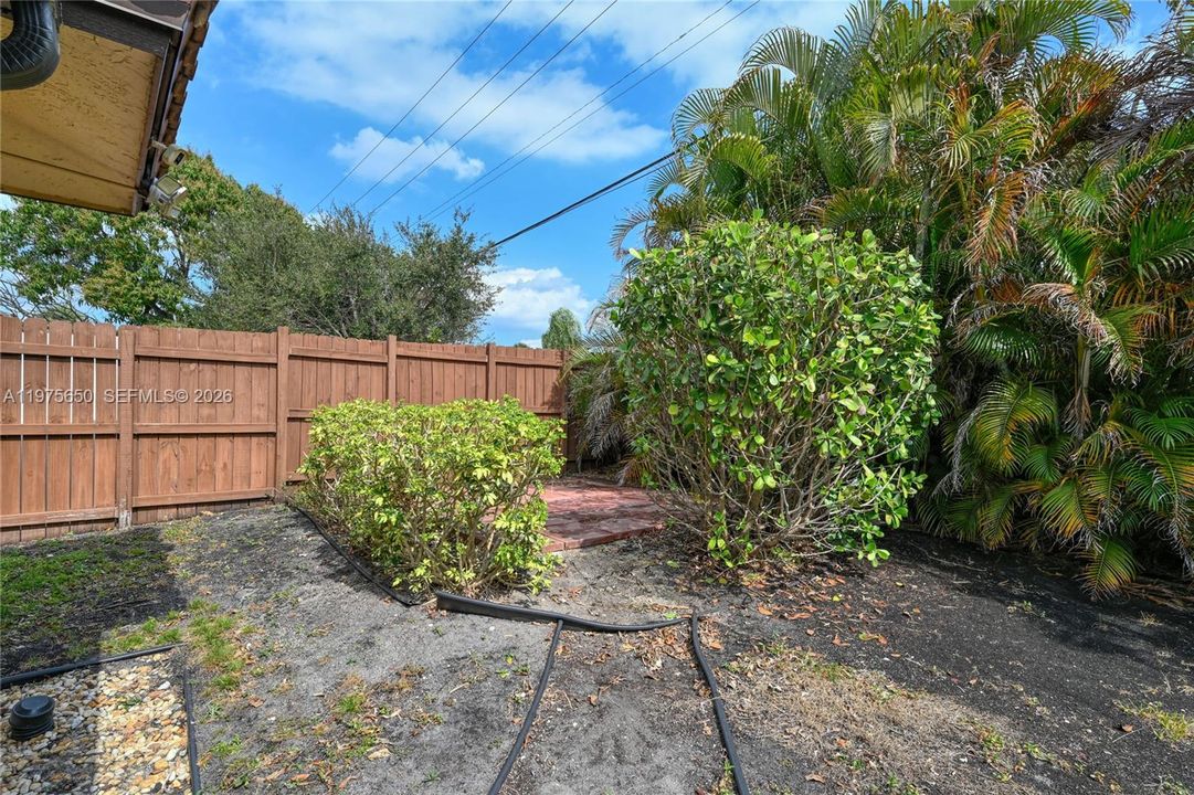 Recently Sold: $589,000 (3 beds, 2 baths, 2207 Square Feet)