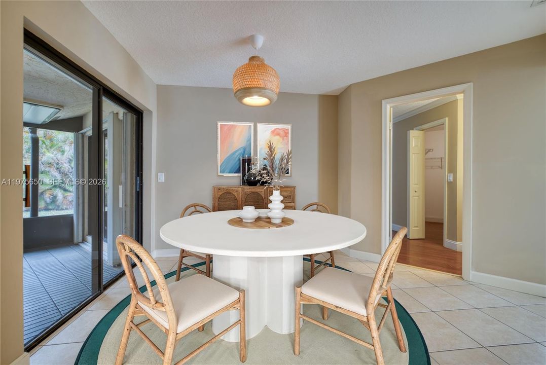 Recently Sold: $589,000 (3 beds, 2 baths, 2207 Square Feet)
