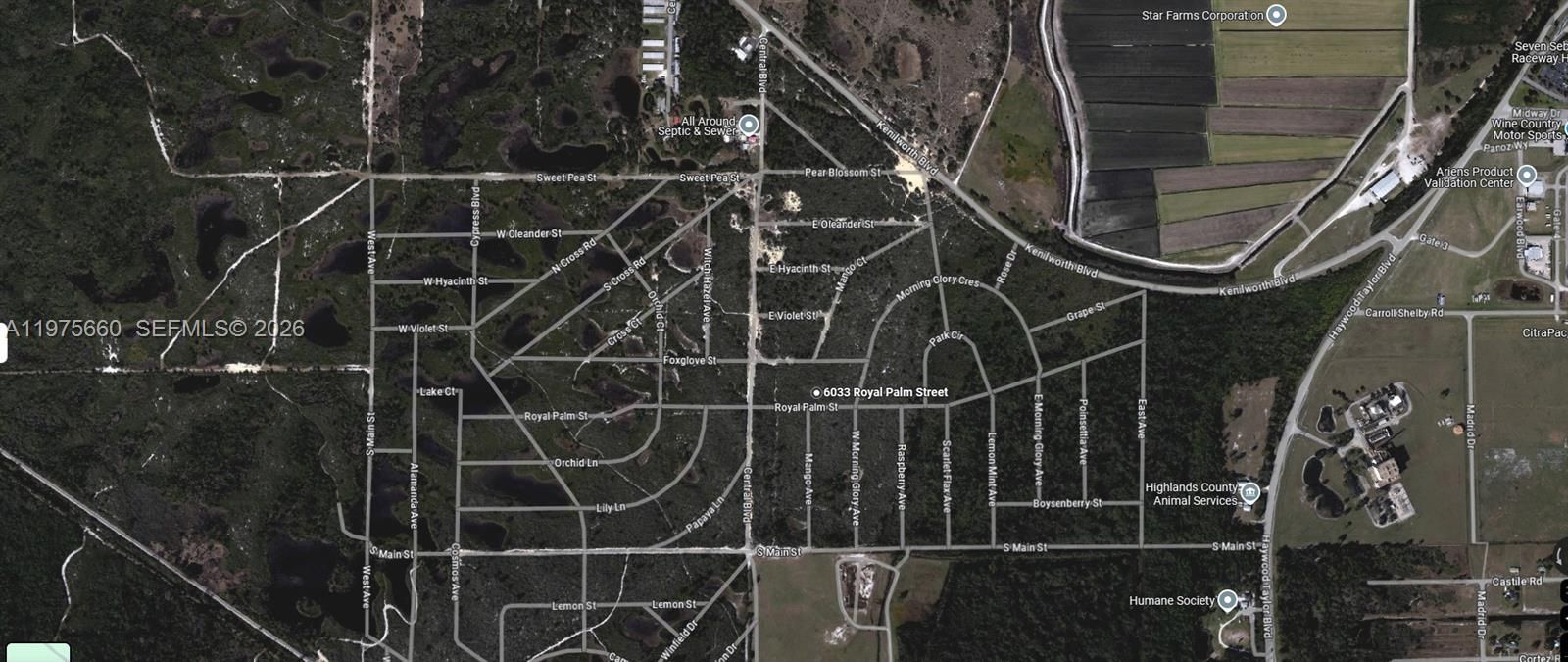 На продажу: $8,900 (0.49 acres)
